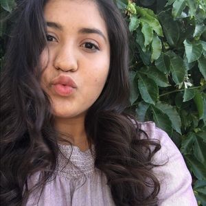 Meet your Posher, Victoria